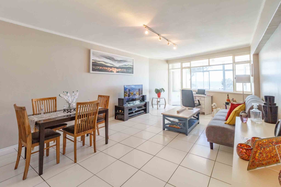 To Let 2 Bedroom Property for Rent in Sea Point Western Cape